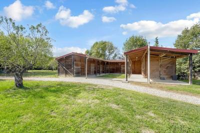 Maison - 300 m² - 11 pièces