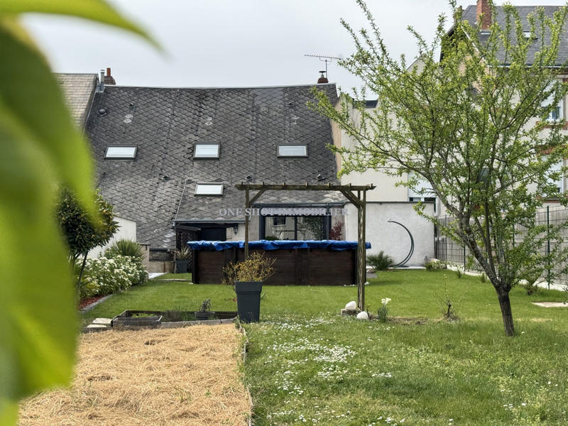 Maison - 163 m² - 5 pièces
