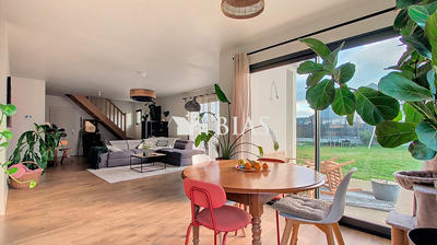 Maison - 125 m² - 6 pièces