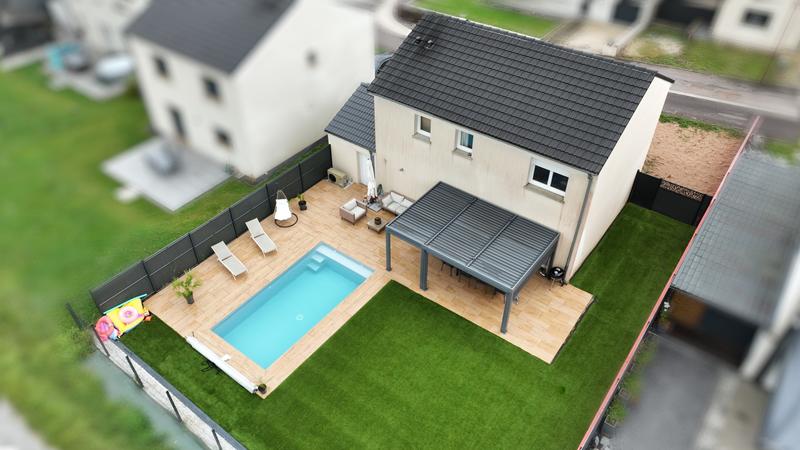 Maison - 100 m² - 6 pièces