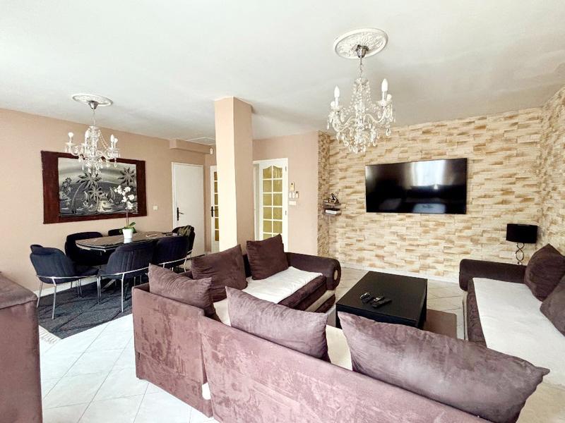 Maison - 86 m² - 4 pièces