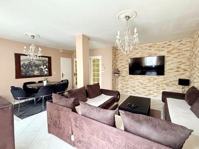 Maison - 86 m² - 4 pièces