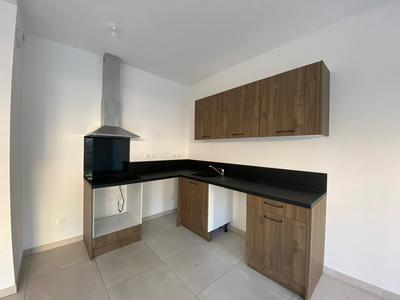 Maison - 84 m² - 4 pièces