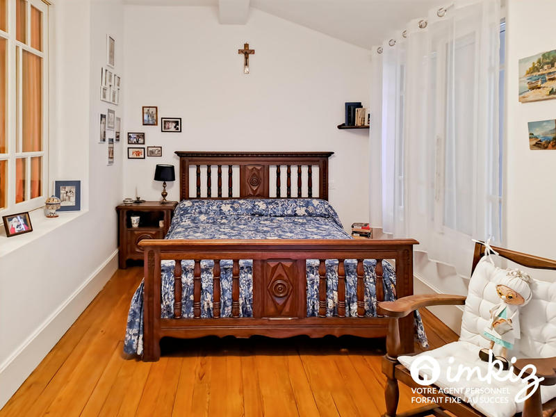 Maison - 200 m² - 7 pièces