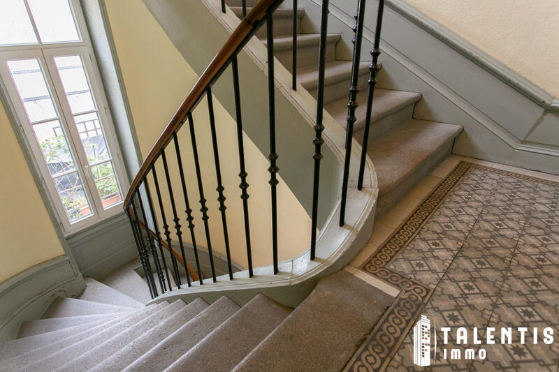 Appartement - 144 m² - 5 pièces