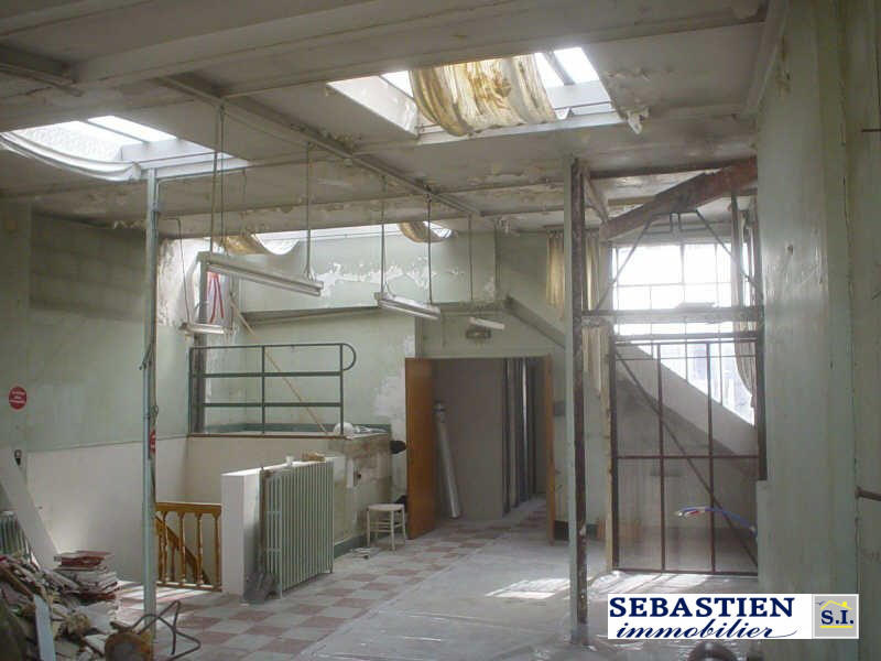 Loft - 100 m² - 5 pièces