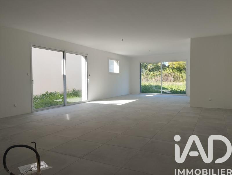 Maison - 155 m² - 8 pièces