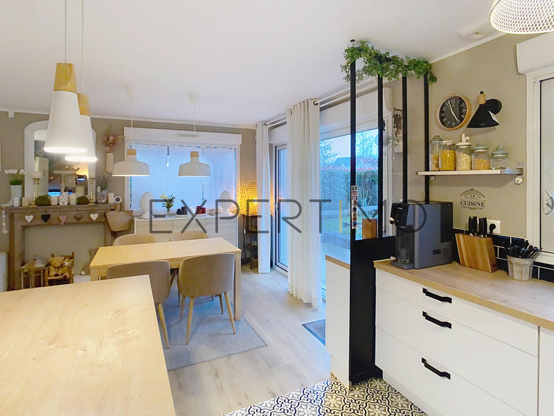 Maison - 124 m² - 7 pièces