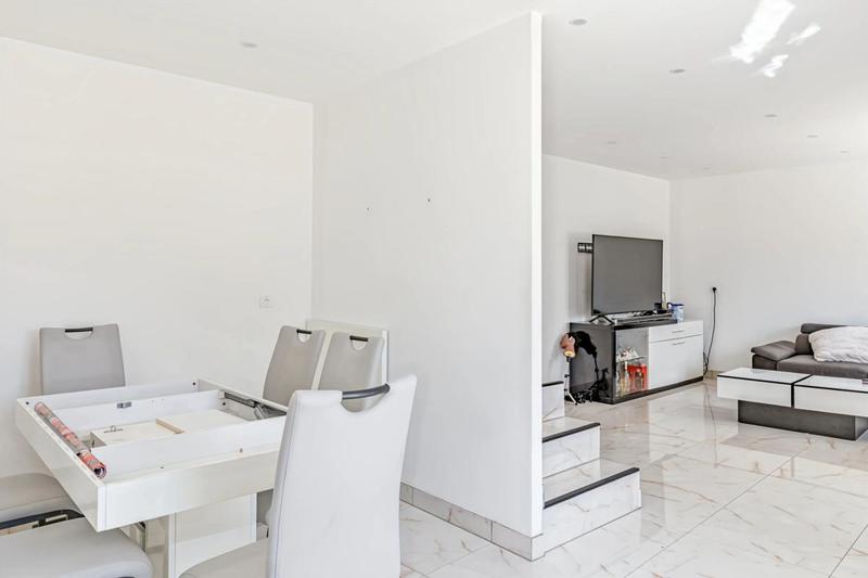 Maison - 83 m² - 4 pièces