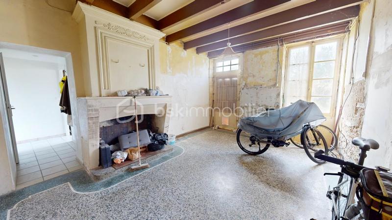 Maison - 268 m² - 11 pièces