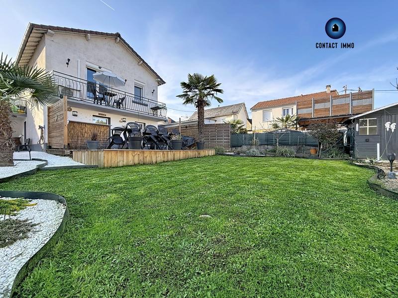 Maison traditionnelle - 84 m² - 4 pièces