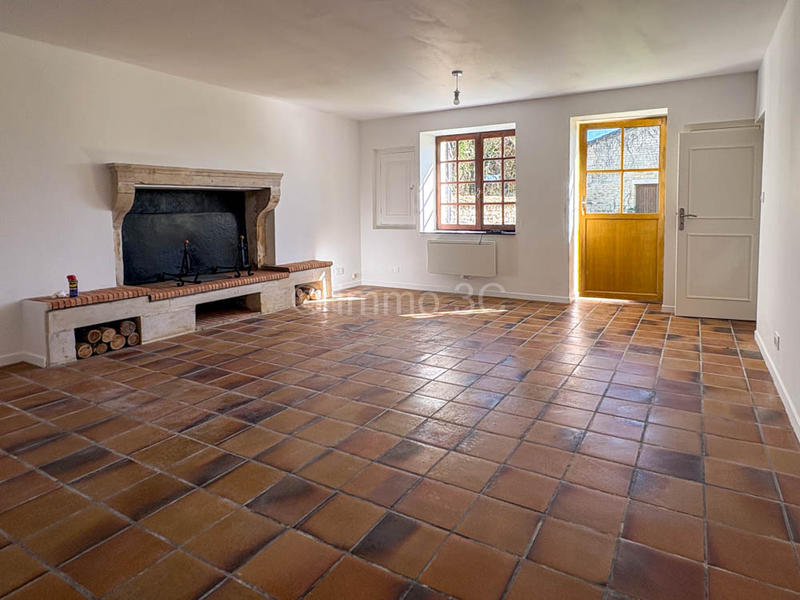 Maison en pierre - 143 m² - 5 pièces