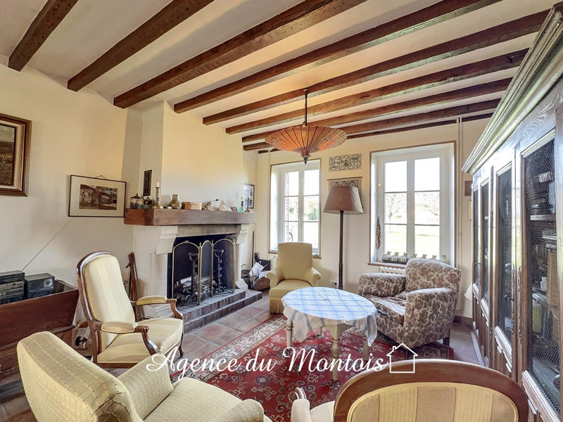 Maison - 183 m² - 7 pièces