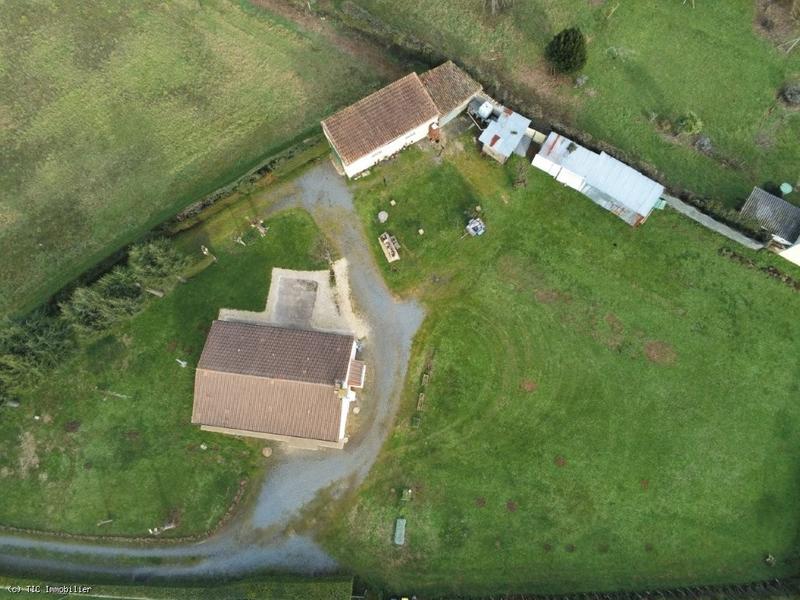 Maison de village - 89 m² - 4 pièces