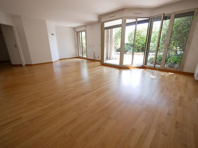 Appartement - 106 m² - 5 pièces