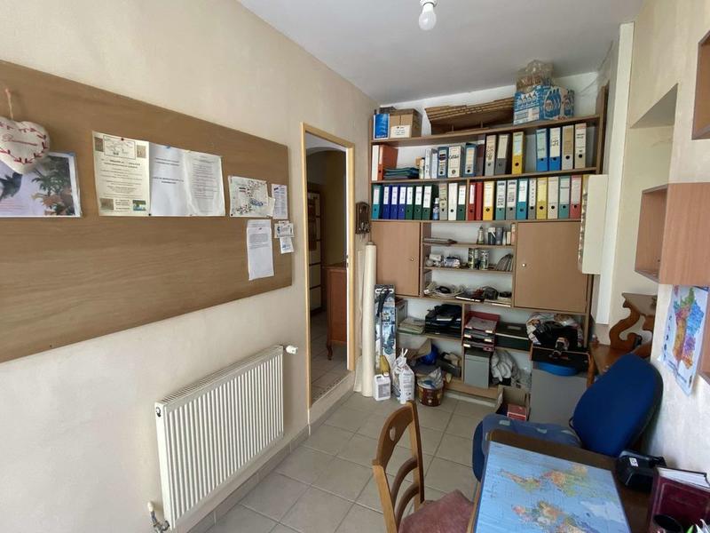 Maison - 198 m² - 8 pièces