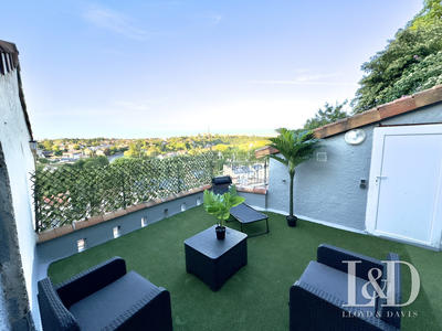 Maison - 89 m² - 5 pièces