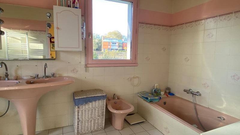 Maison - 176 m² - 7 pièces