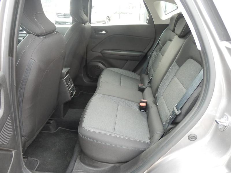 Renault Captur Business Tce 140- 21 II 140