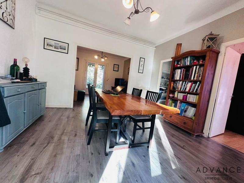 Maison - 127 m² - 5 pièces