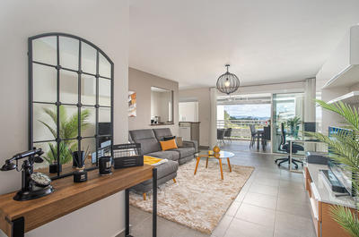 Appartement - 77 m² - 3 pièces