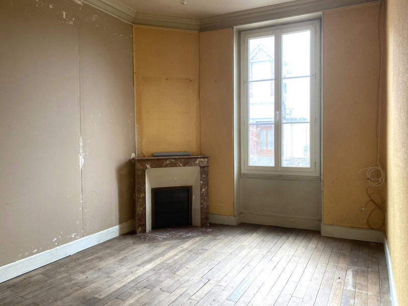 Maison - 95 m² - 5 pièces