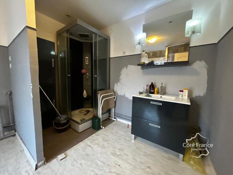 Immeuble - 186 m² - 10 pièces