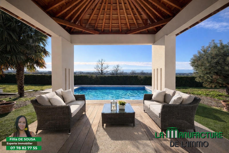 Villa - 202 m² - 7 pièces