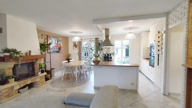 Maison - 145 m² - 6 pièces