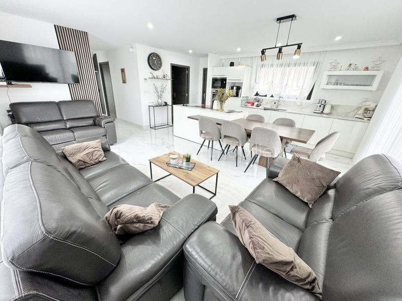 Villa - 130 m² - 5 pièces