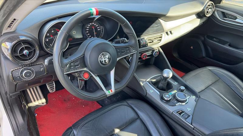 Alfa Romeo Giulia I 2.2 Jtd 180 Super
