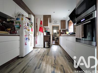 Maison - 186 m² - 5 pièces