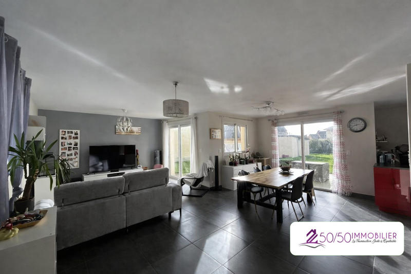 Maison - 102 m² - 5 pièces