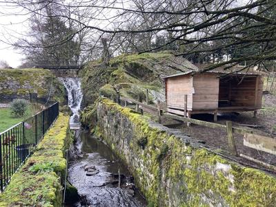 Maison - 450 m² - 13 pièces