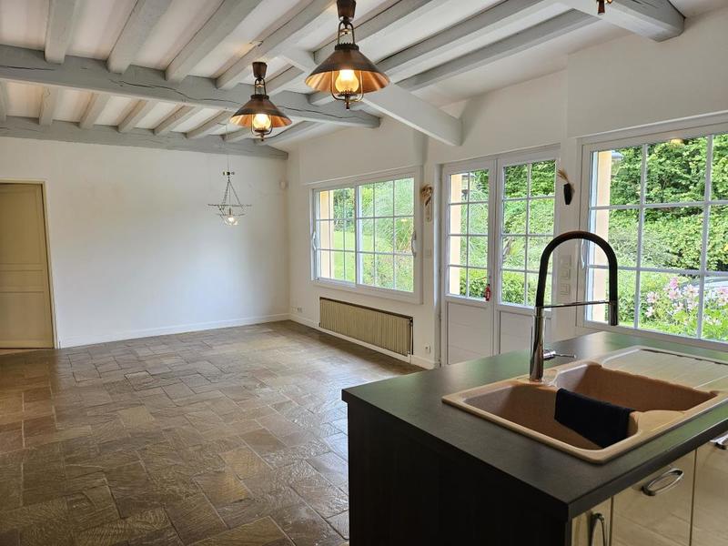 Maison - 167 m² - 6 pièces