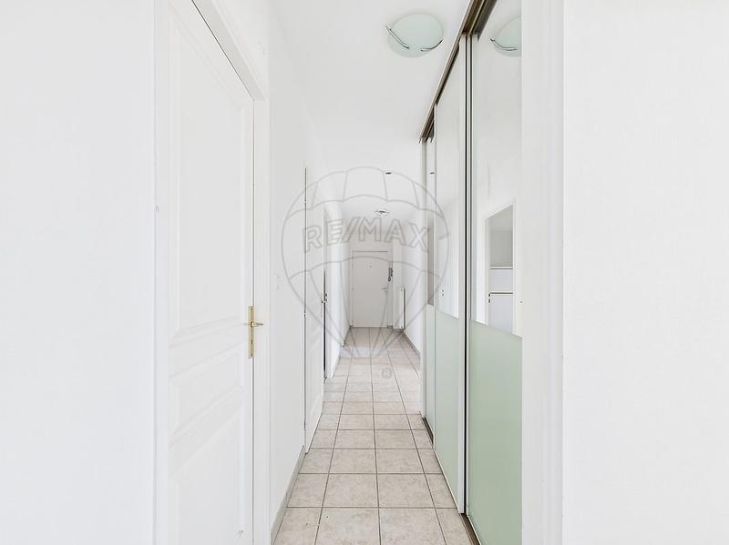 Appartement - 80 m² - 3 pièces