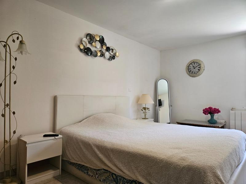 Maison - 203 m² - 7 pièces