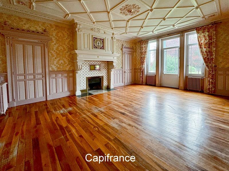 Propriété - 600 m² - 15 pièces