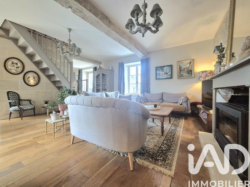 Maison - 291 m² - 10 pièces