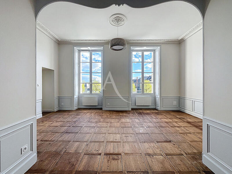 Appartement - 82 m² - 3 pièces