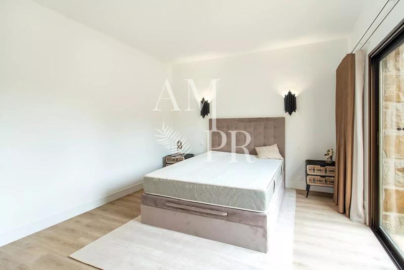 Villa - 170 m² - 7 pièces