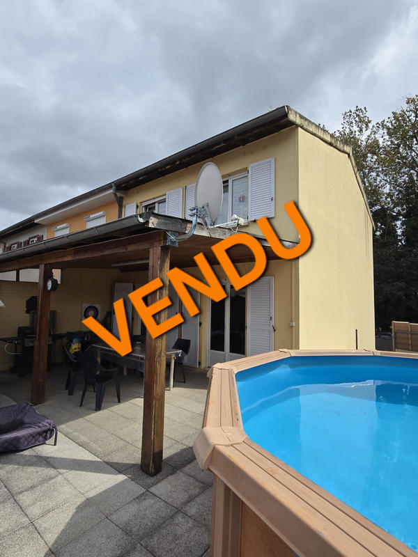 Maison - 90 m² - 4 pièces