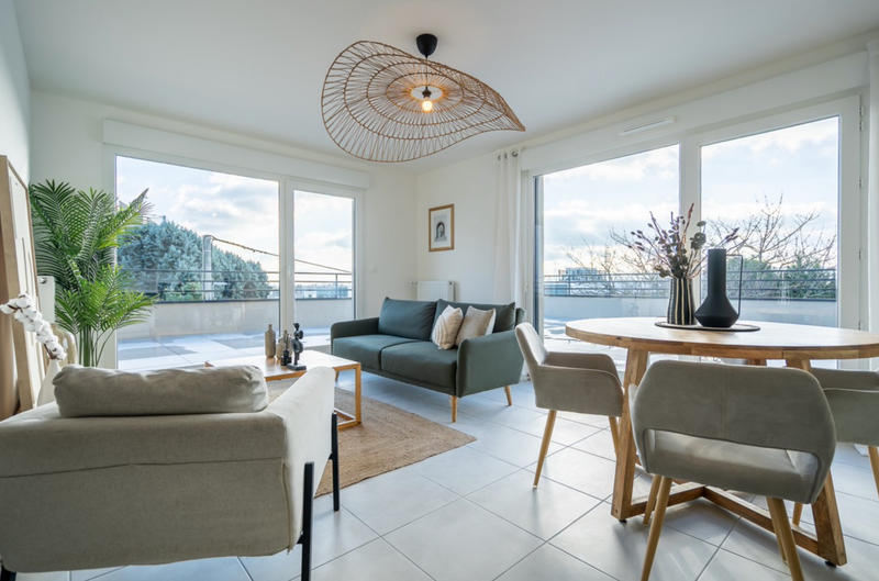 Appartement - 82 m² - 4 pièces