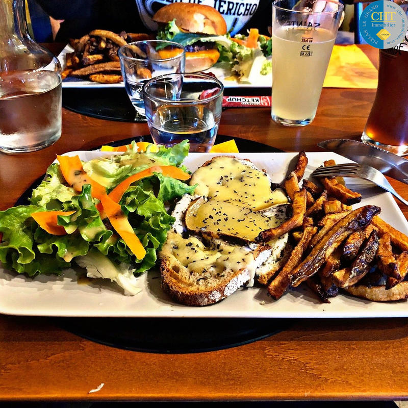 Fonds de commerce - Magasins - 143 m²