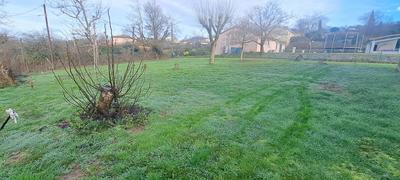 Terrain constructible - 750 m²