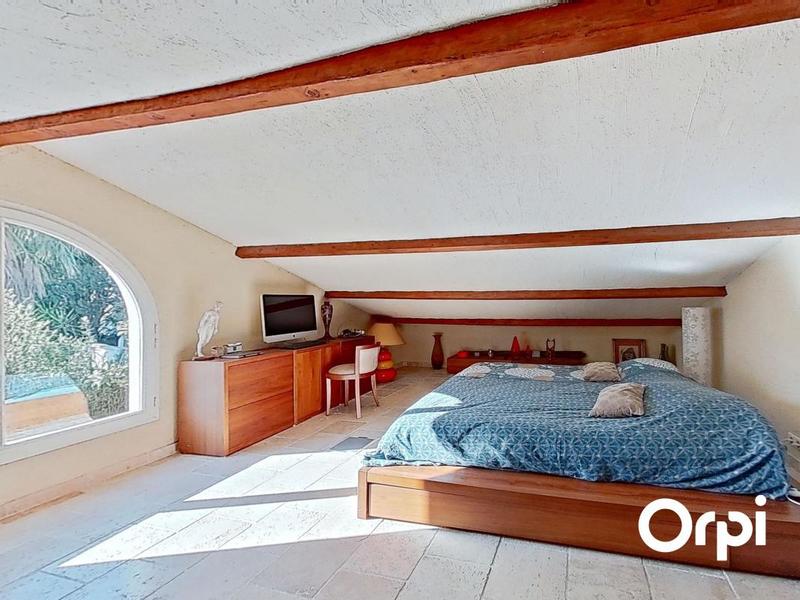 Maison - 173 m² - 5 pièces