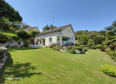 Maison - 92 m² - 4 pièces