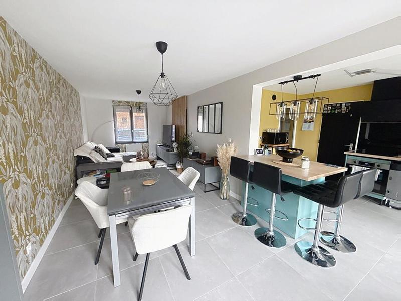 Maison - 87 m² - 4 pièces
