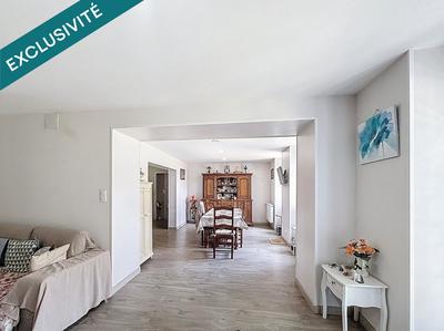 Maison - 137 m² - 6 pièces