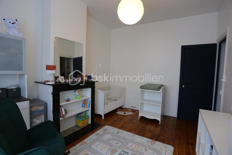 Maison de ville - 156 m² - 11 pièces